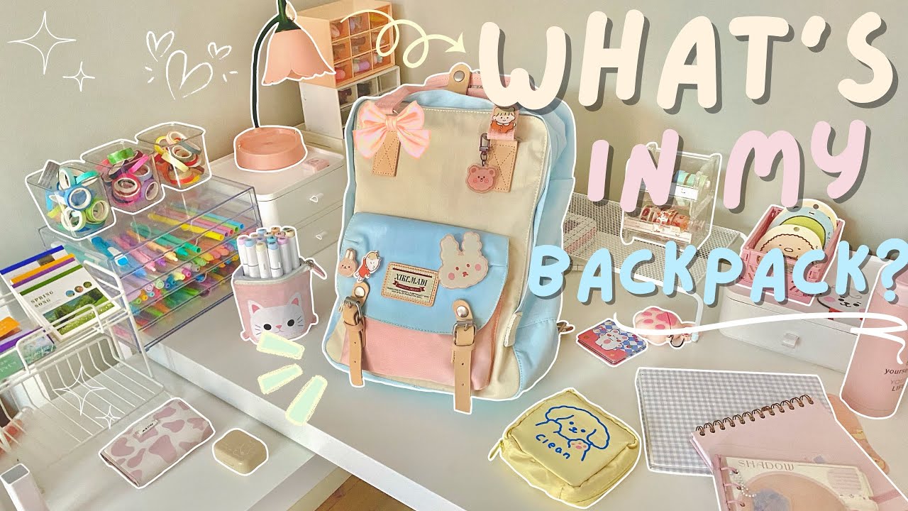 whats in my backpack 🍓🧸 uni essentials + aesthetic