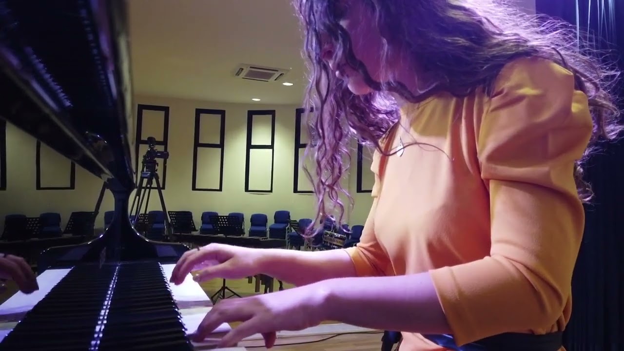 Ritratti - Giuseppe Massarelli (al pianoforte Luana Marangelli)