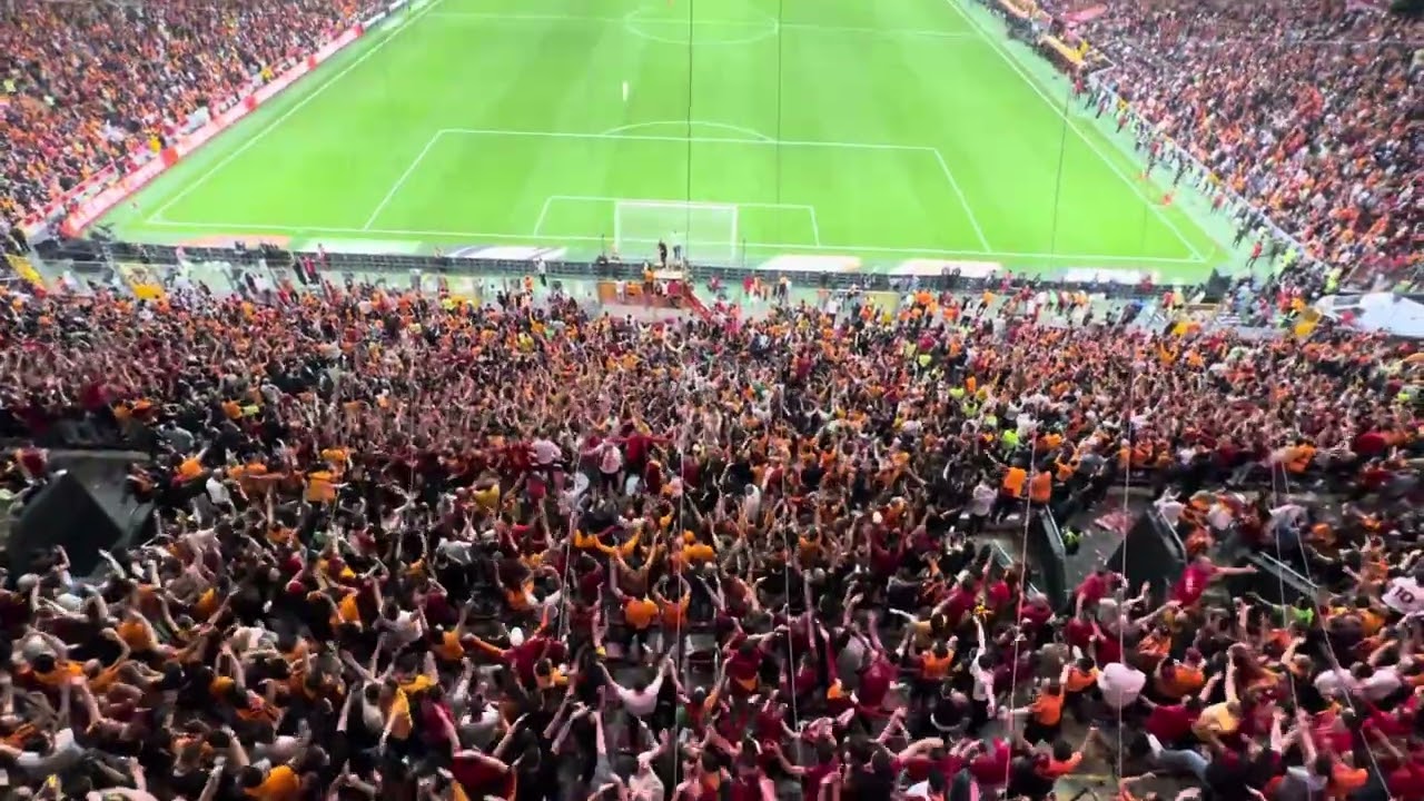 Yerine Sevemem - Galatasaray Orkestrası