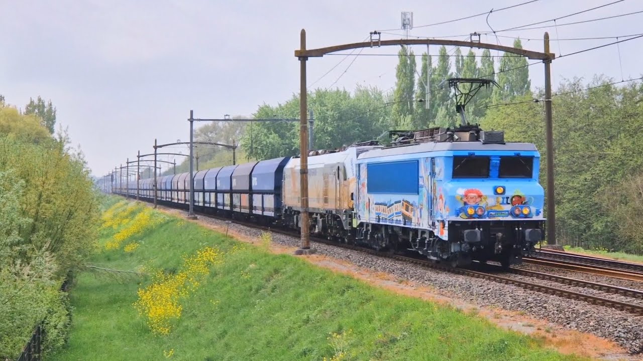 Goederentreinen bij Dordrecht met o.a. HSL, Lineas, TXL, RFO en RXP 9902/NIAG