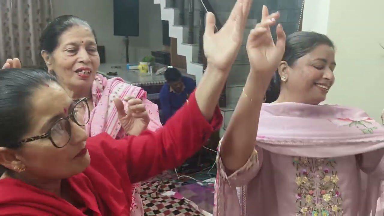 24 Feb 26 Ashtami keertan at Rakesh Pathak Rang barse darbaar Meiyaa Jee tere rang barse