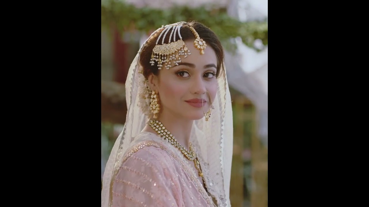 𝐁𝐫𝐢𝐝𝐚𝐥 𝐋𝐨𝐨𝐤❤️Kanwal Khan | 