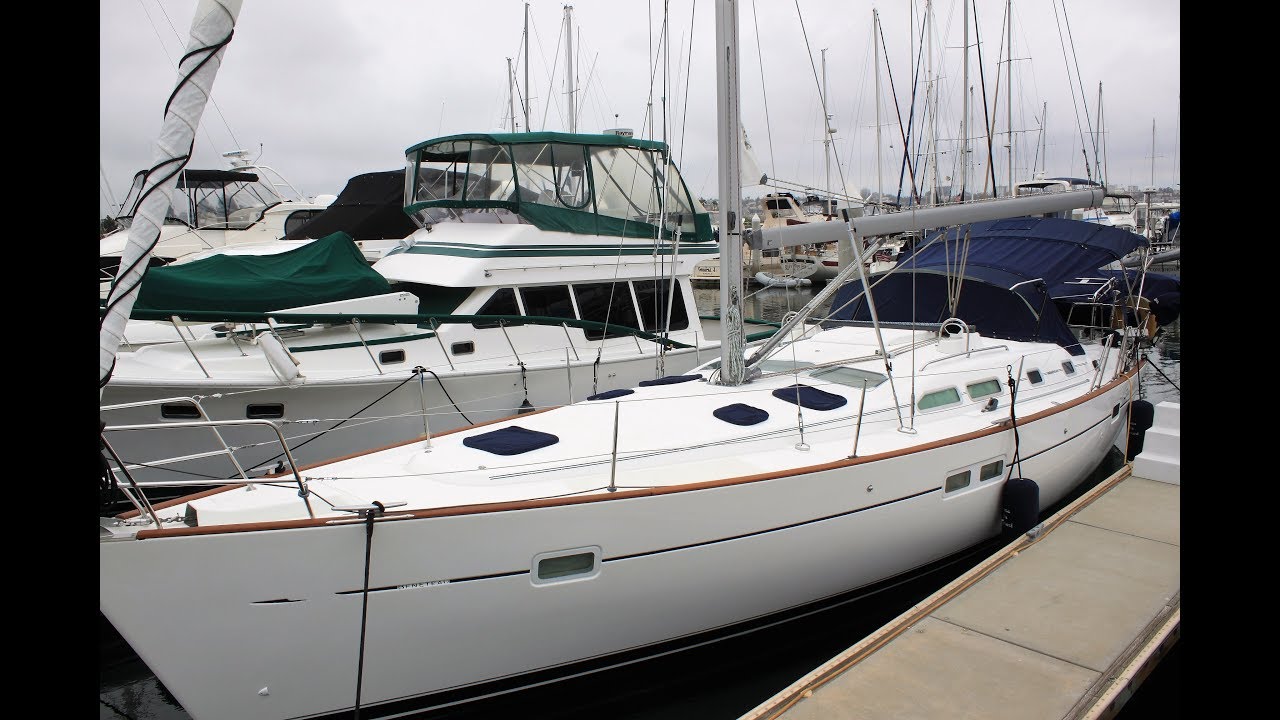Video walk-through on 2004 Beneteau 423 for sale in San Diego