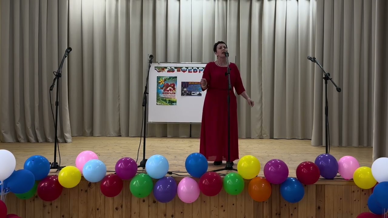 Русская матрешка (Елизавета Долженкова) исполняет Наталья Мазанко