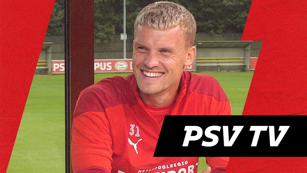 'Ik wil hier de beste Philipp laten zien' 😎 | PSV TV met Philipp Max