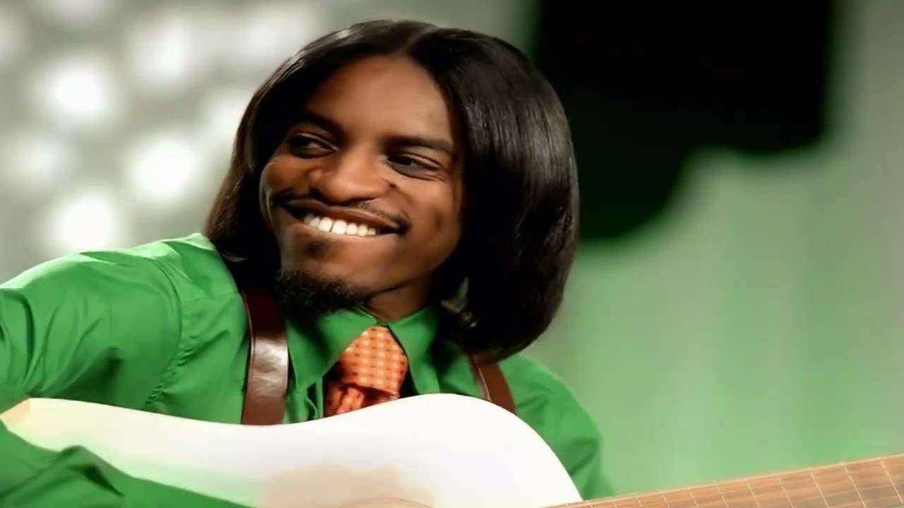 Outkast - Hey Ya! (Official Video) [4K Remastered]