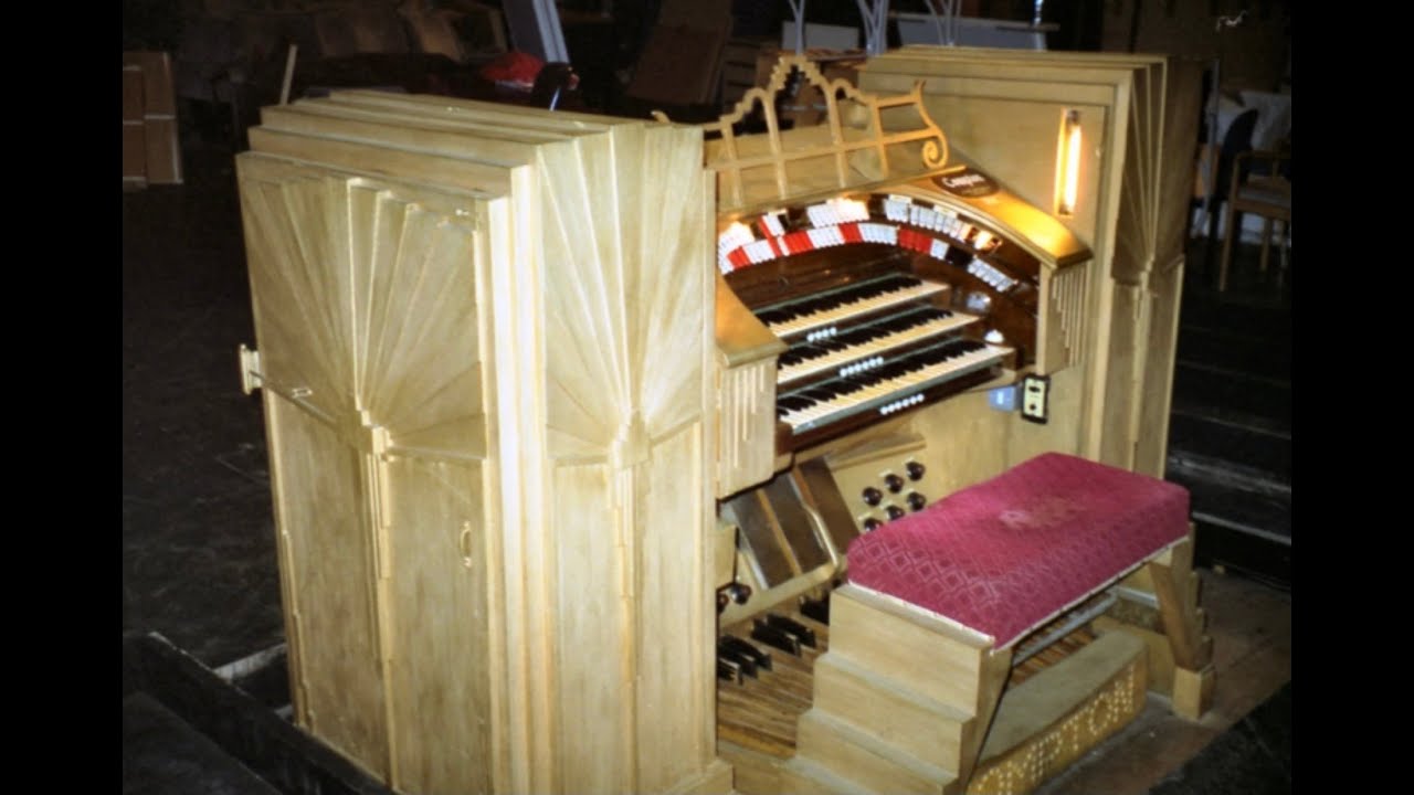 ... eine originale Kino-Orgel kommt nach Deutschland
