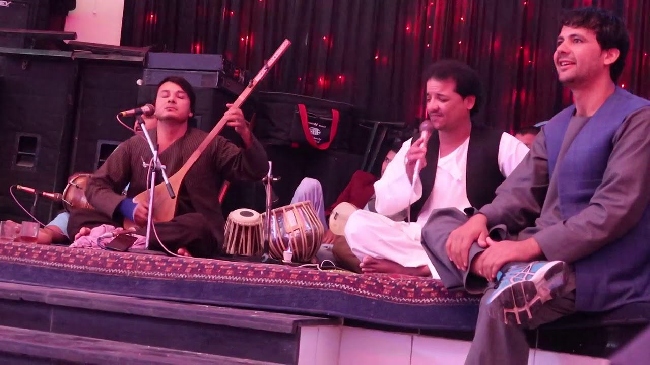 دمبوره جدید یک نگاه به چشم جادویت کنم