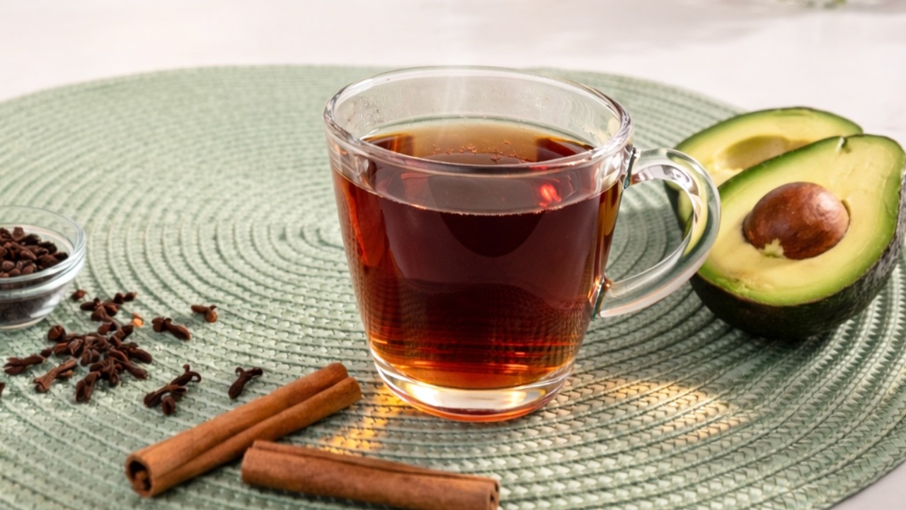 Sąsiadka wyrzucała te pestki. Teraz pije je litrami na odporność