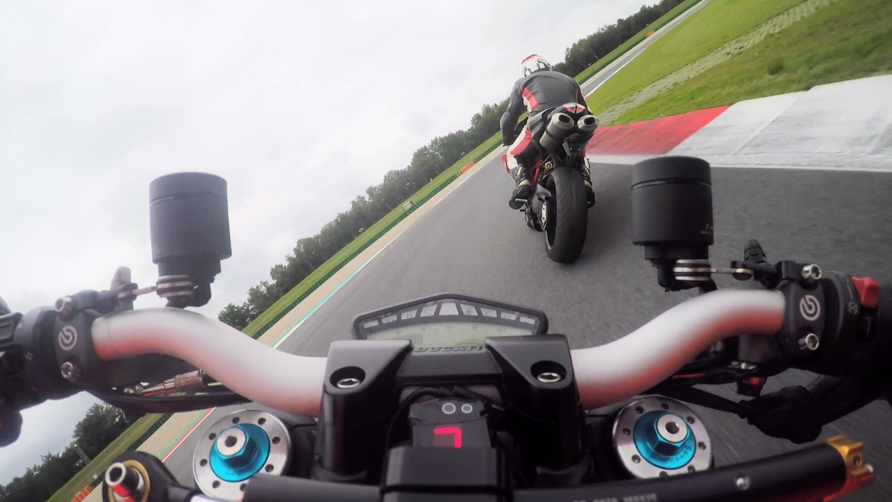 Onboard: Assen TT circuit - Ducati Streetfighter 1098S (1/3)