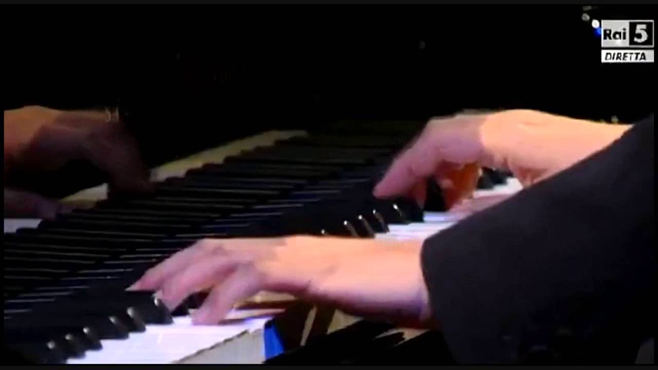 NEW ! LANG LANG PLAYS BACH AT HIS BEST CONCERTO ITALIANO  LIVE HIGH END