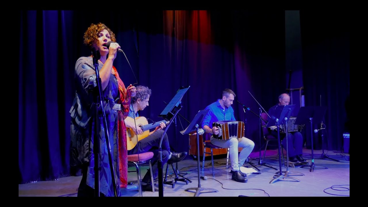 Flor de lino - Hector Stamponi