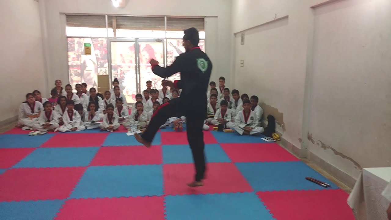 Nunchaku Demonstration 2019 | Shaheen Taekwondo & Jeet Kune Do | by Master Shahbaz #nunchaku #boy