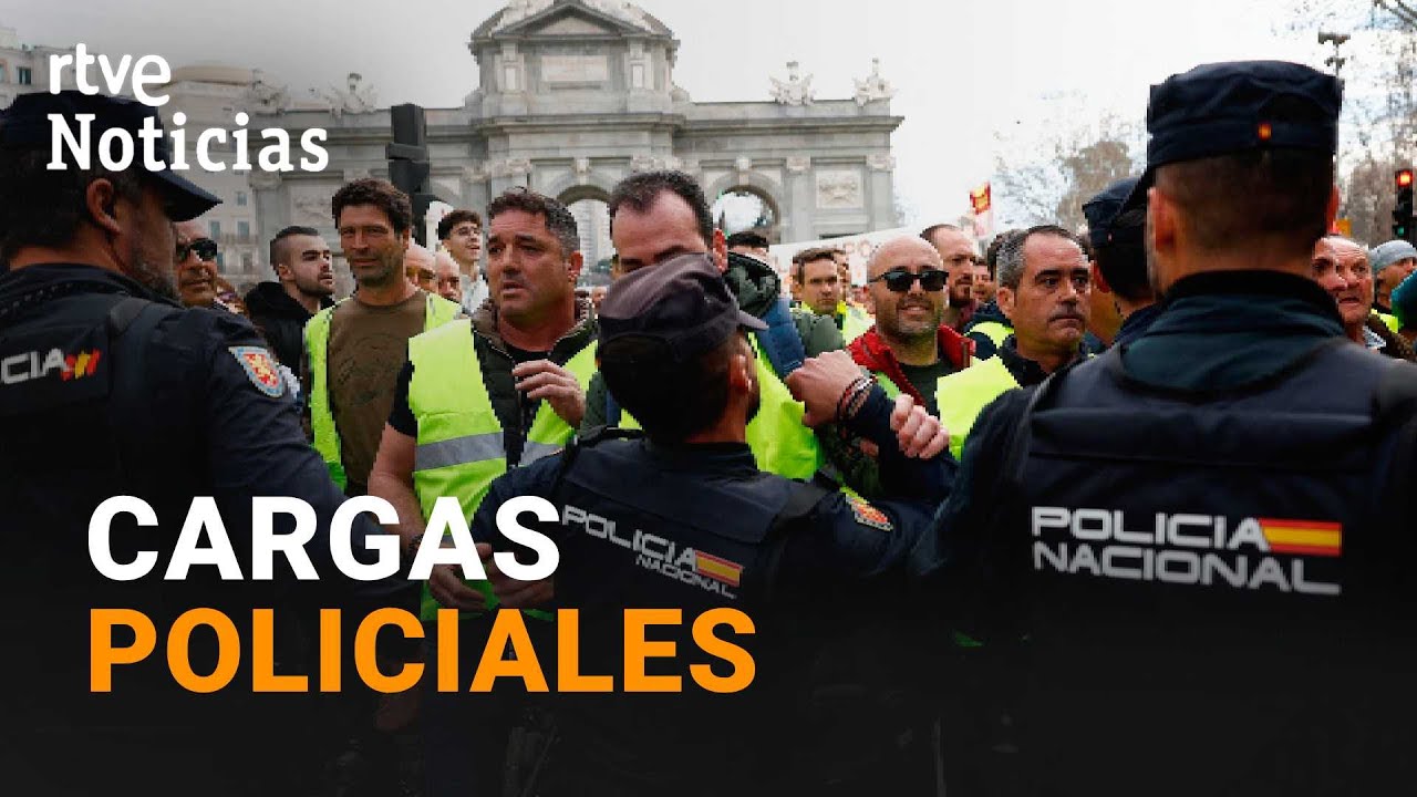 AGRICULTORES en MADRID: Momentos de TENSIÓN entre los MANIFESTANTES y la POLICÍA | RTVE