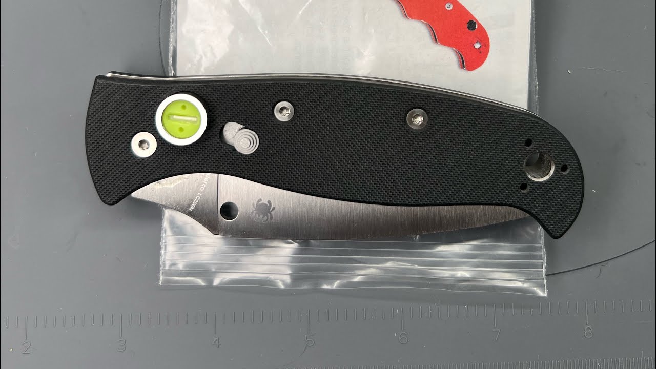 Spyderco Autonomy 2 Disassemby