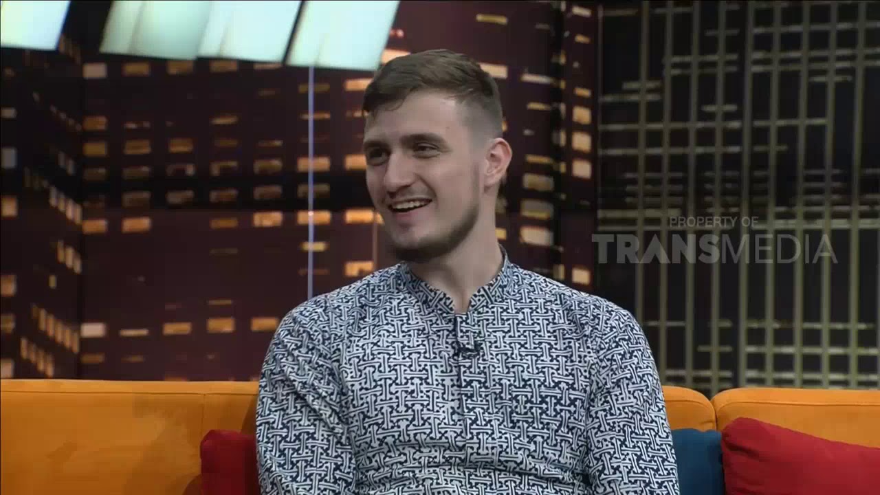 FATIH SEFERAGIC, HAFIDZ AL QURAN MUDA ASAL AMERIKA | HITAM PUTIH (14/11/17) 3 - 4