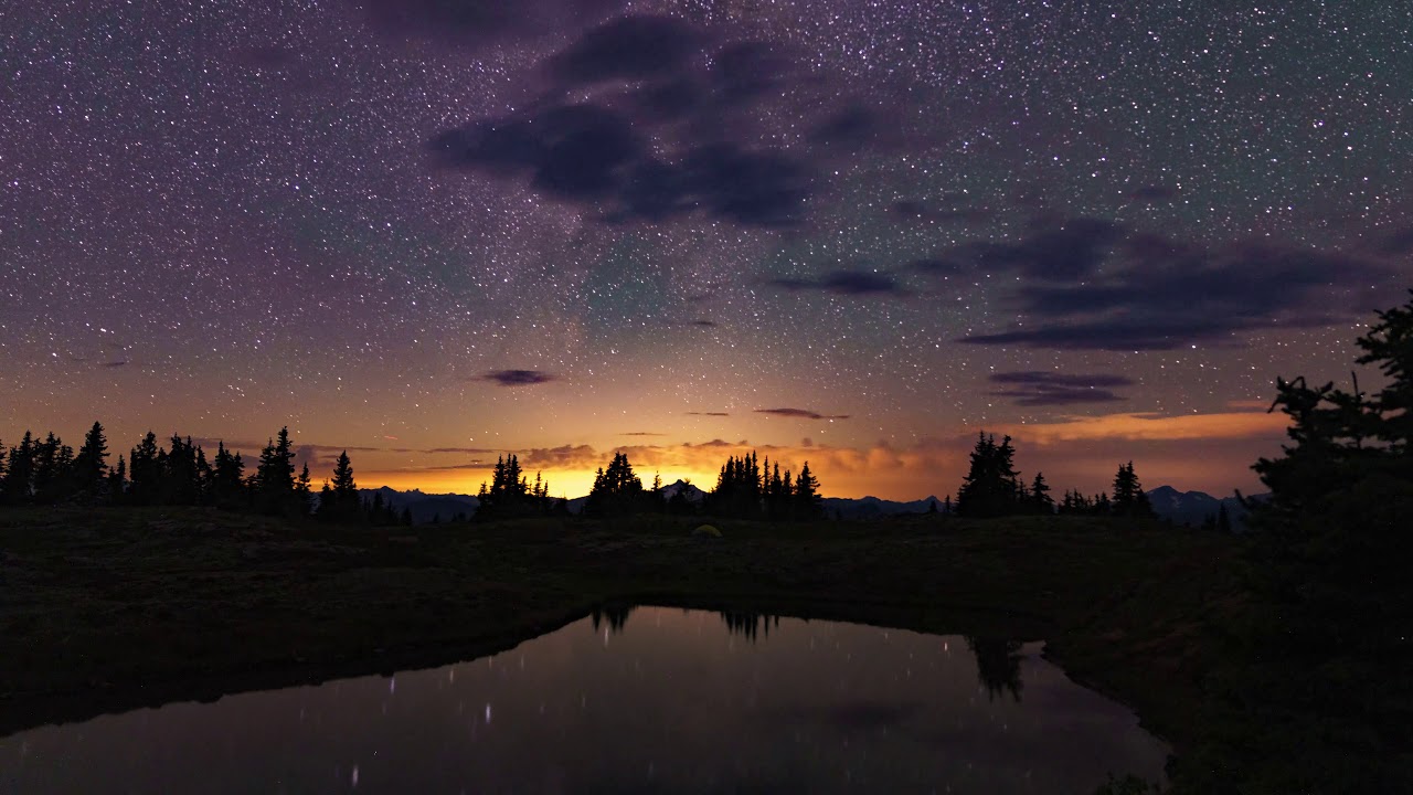 Islamic Background Video - Copyright &copy; Free &ndash; Night to Day Timelapse
