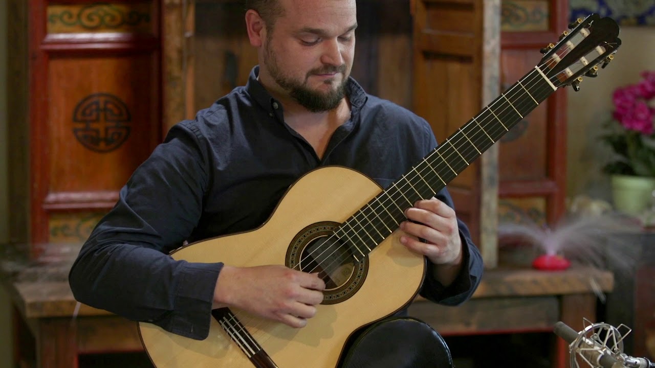 Matt Palmer plays a Thames DT classical guitar