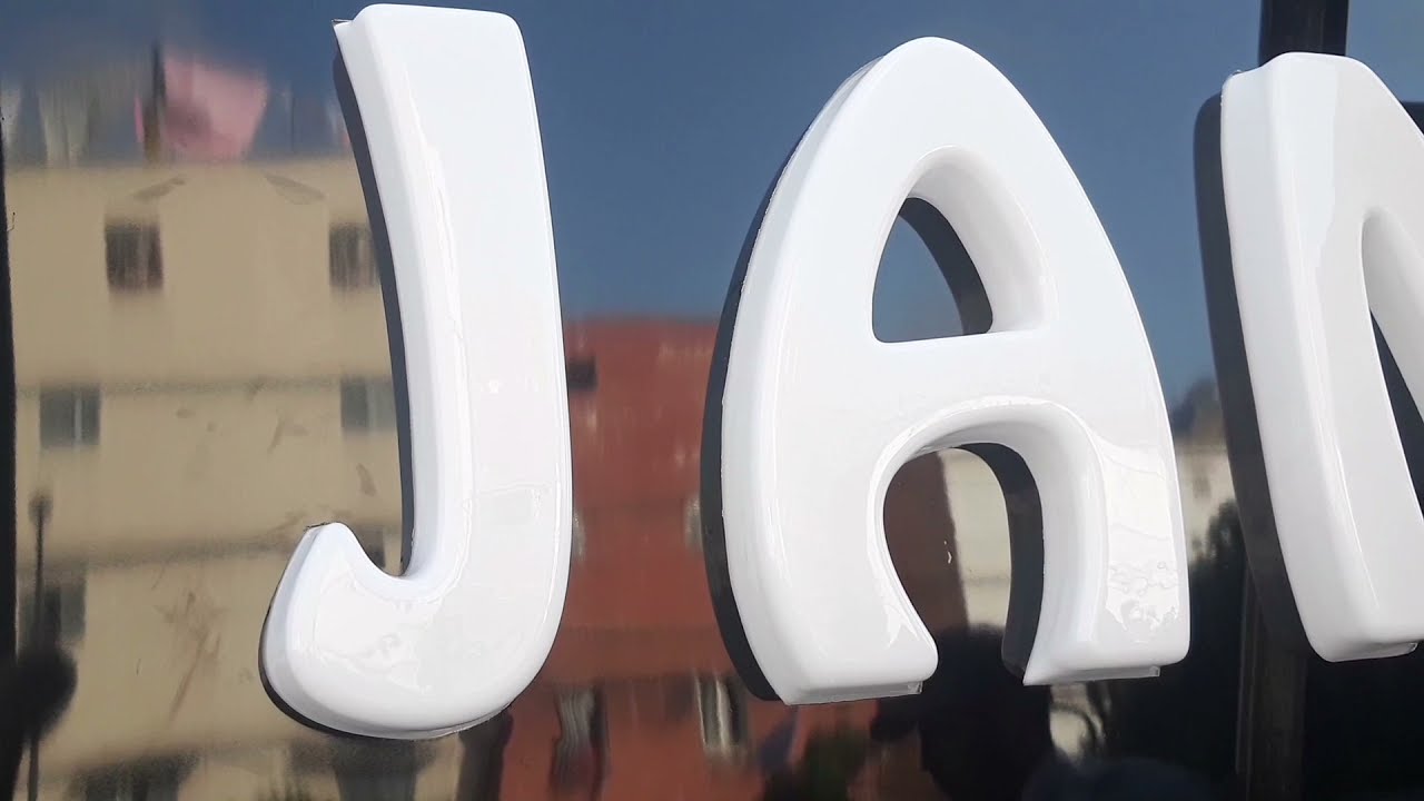 طريقة مبتكرة  وإبداع رائع لتركيب اللوحات الاشهارية 3D عند ART DECO