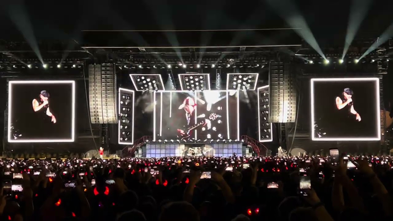 Back in Black - AC/DC - Live in Santiago, Chile