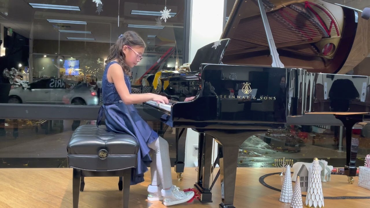 Sonatina No 3 Allegro: Tanya Heeb — performed by Audrey Luong