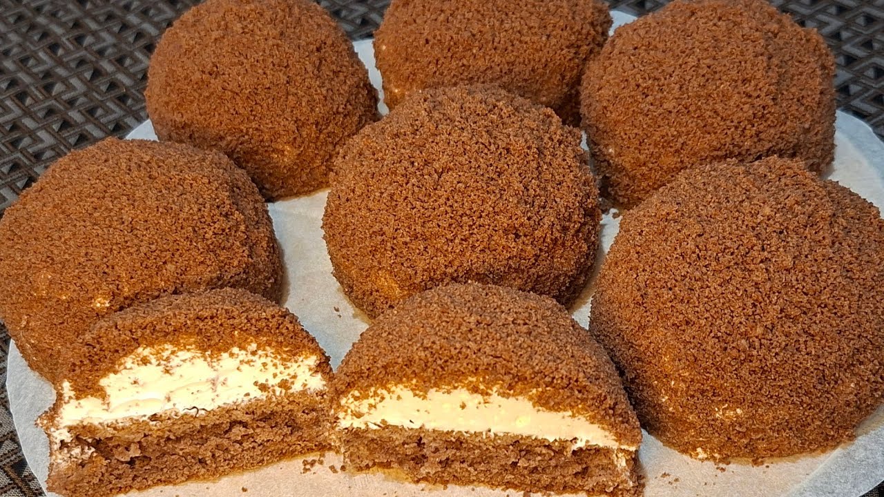 طرز تهیه شیرینی خامه‌ای خوشمزه شیک و مجلسی 😋          کوچک بزرگ عاشقش میشن