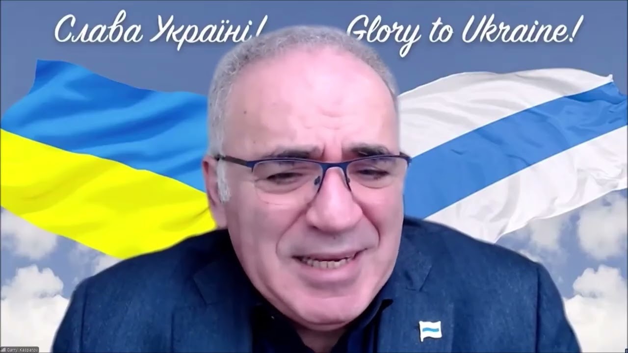 Kasparov: la Russia è in guerra con tutto il mondo libero
