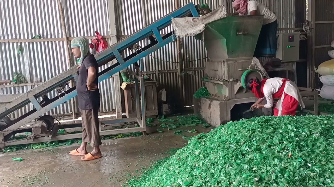 Pet Bottle Green Crushing by sheikh plastic recycling business