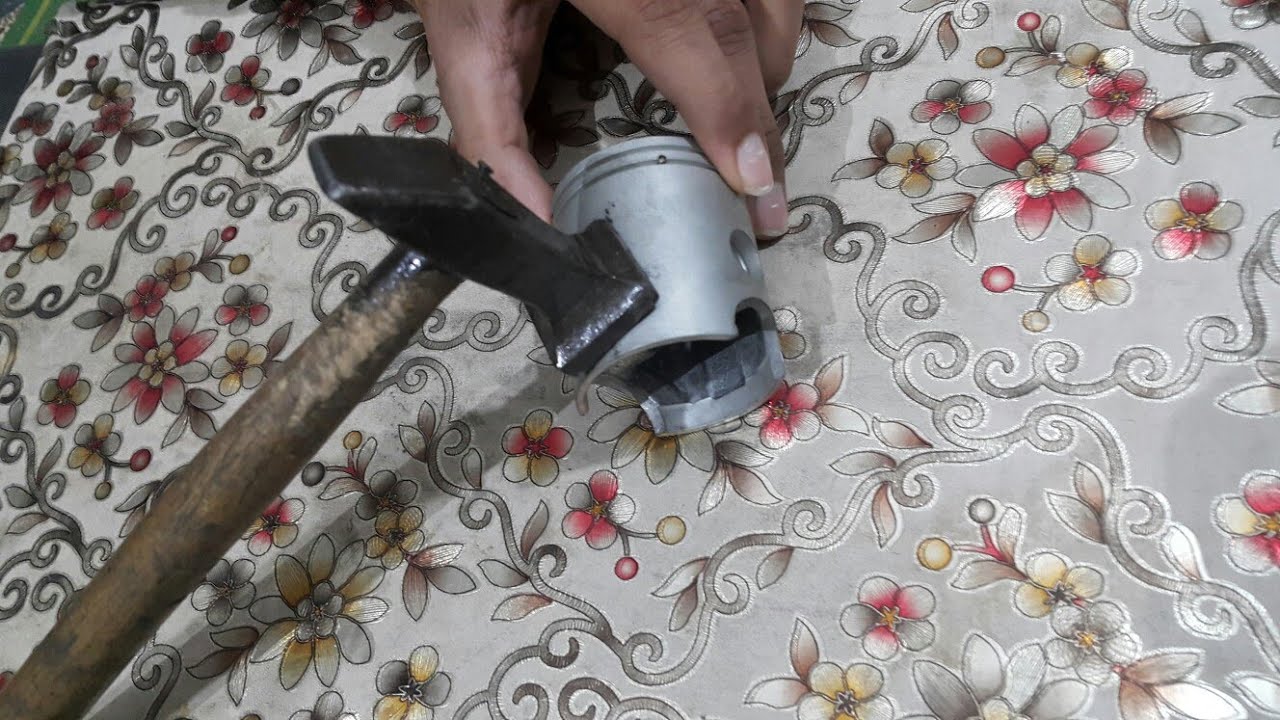 Kya Loose Piston Ko Hammer Se Press Ker Ky Chlaya Ja Sakta Ha? |
