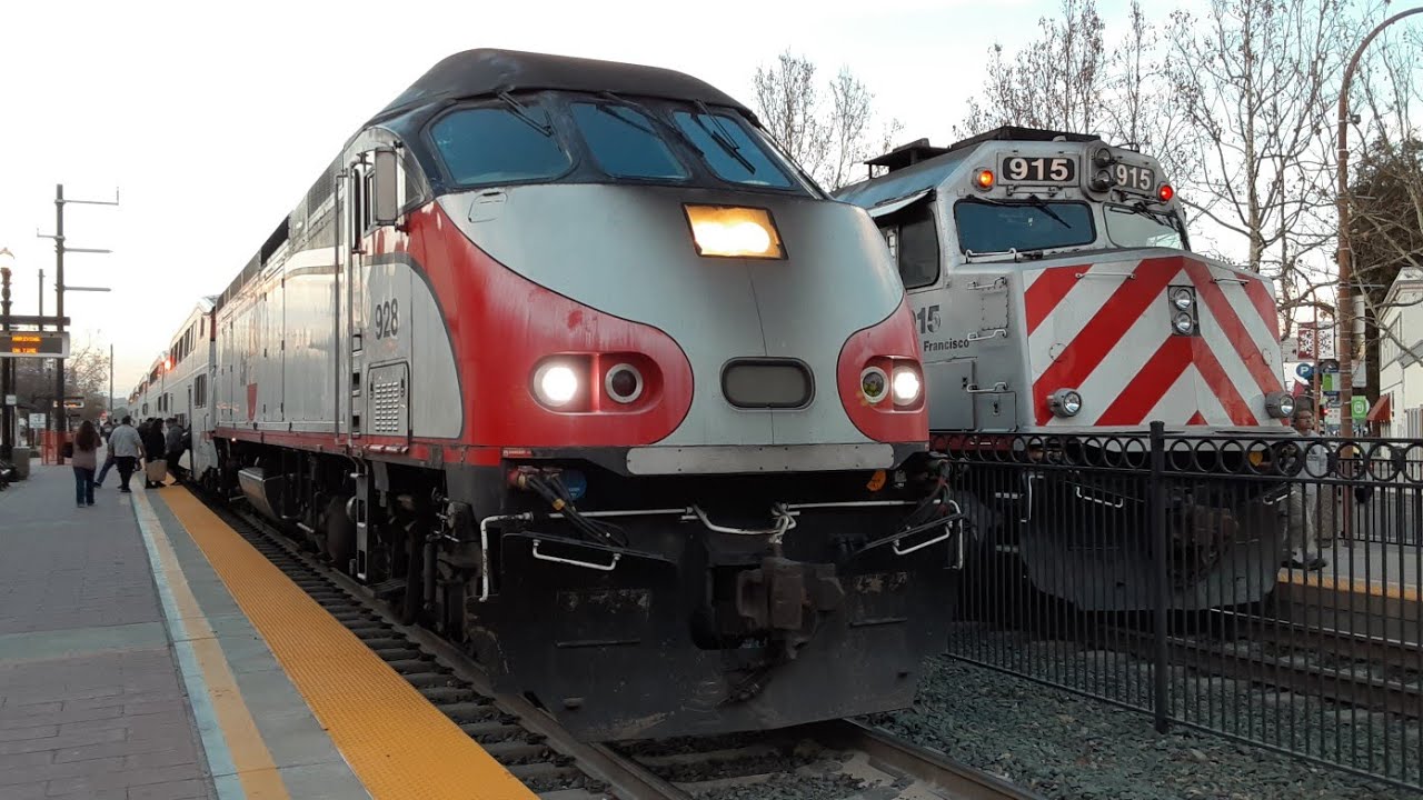 Caltrain Railfanning with hornshows and meets!
