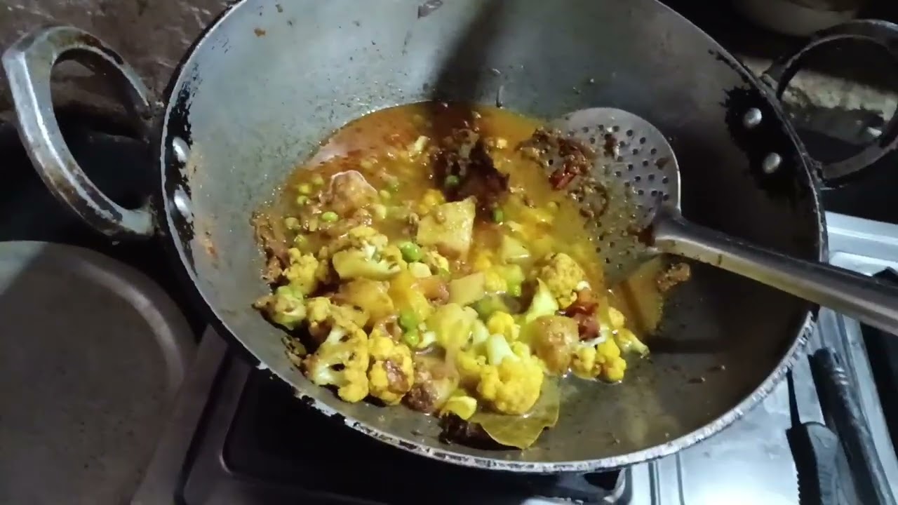 Gobhi matar ki sabji banai dost 💐🌺🌺🌺🌺