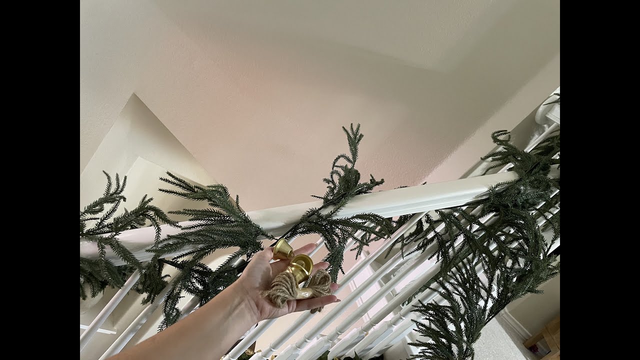What I noticed about this Norfolk pine garland