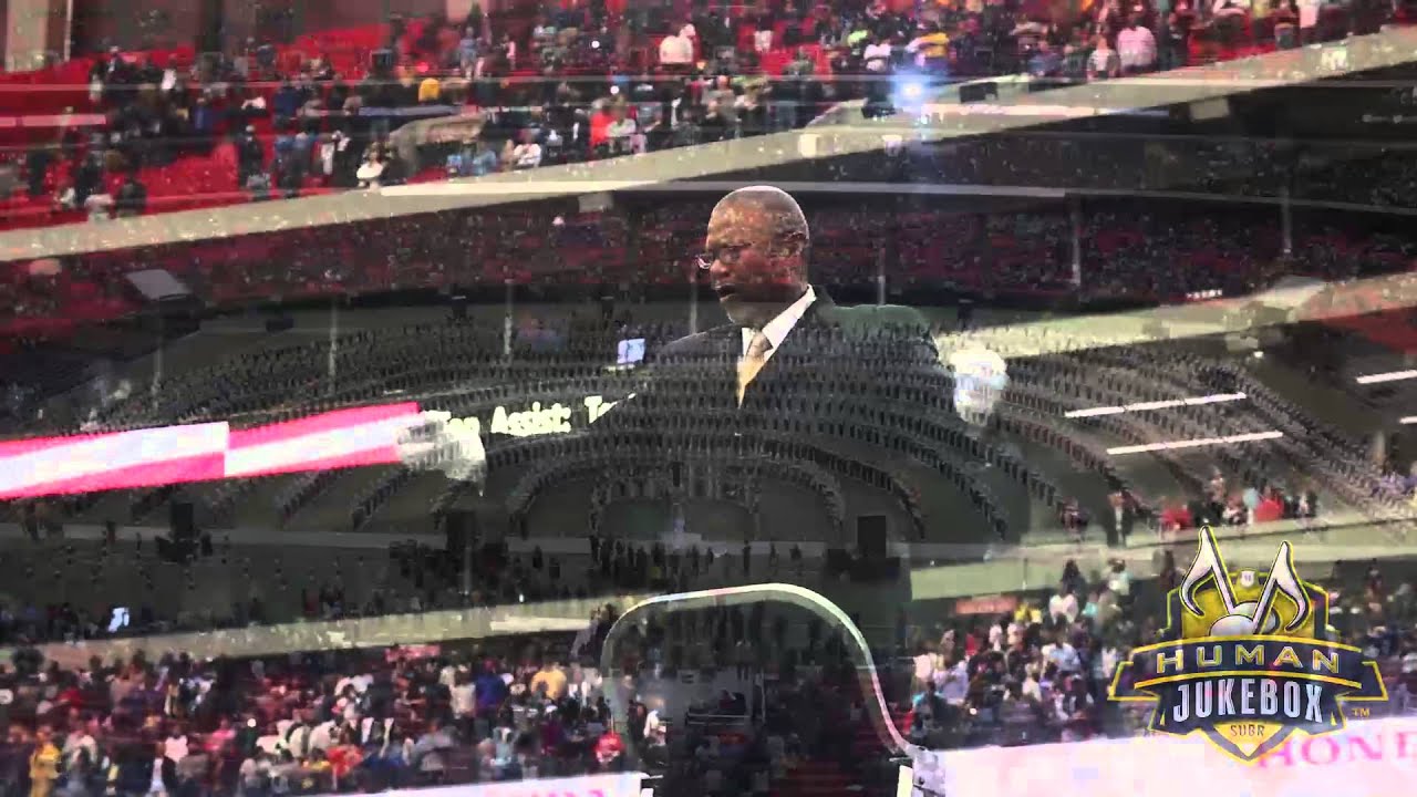 Former Director of Bands Lawrence Jackson Directs the Honda Mass Band 2015