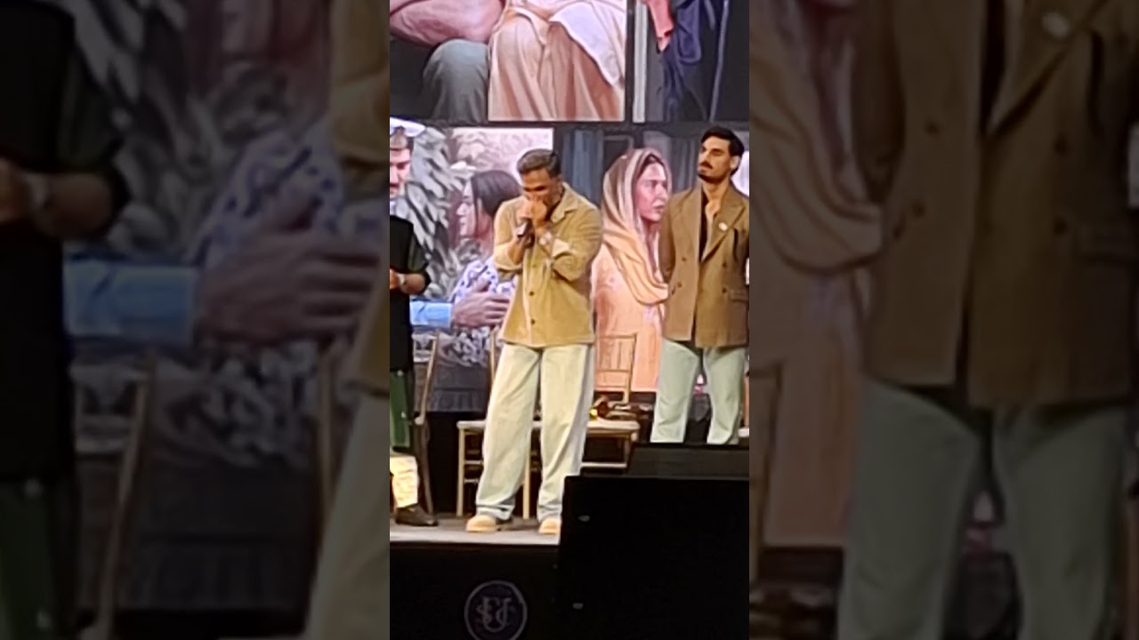 Suneil Shetty delivering dialogue from his movie Border during the song launch of Border 2 