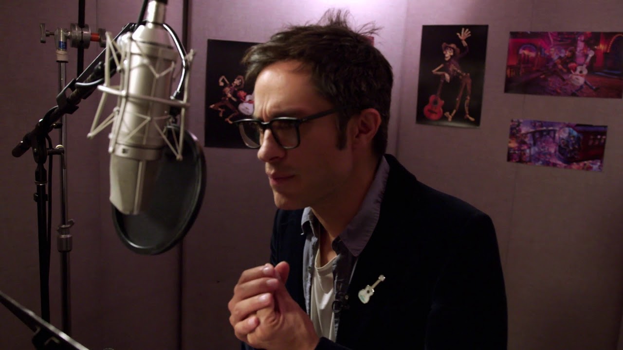 Gael Garc&iacute;a Bernal's Voice Recording for Pixar's Coco