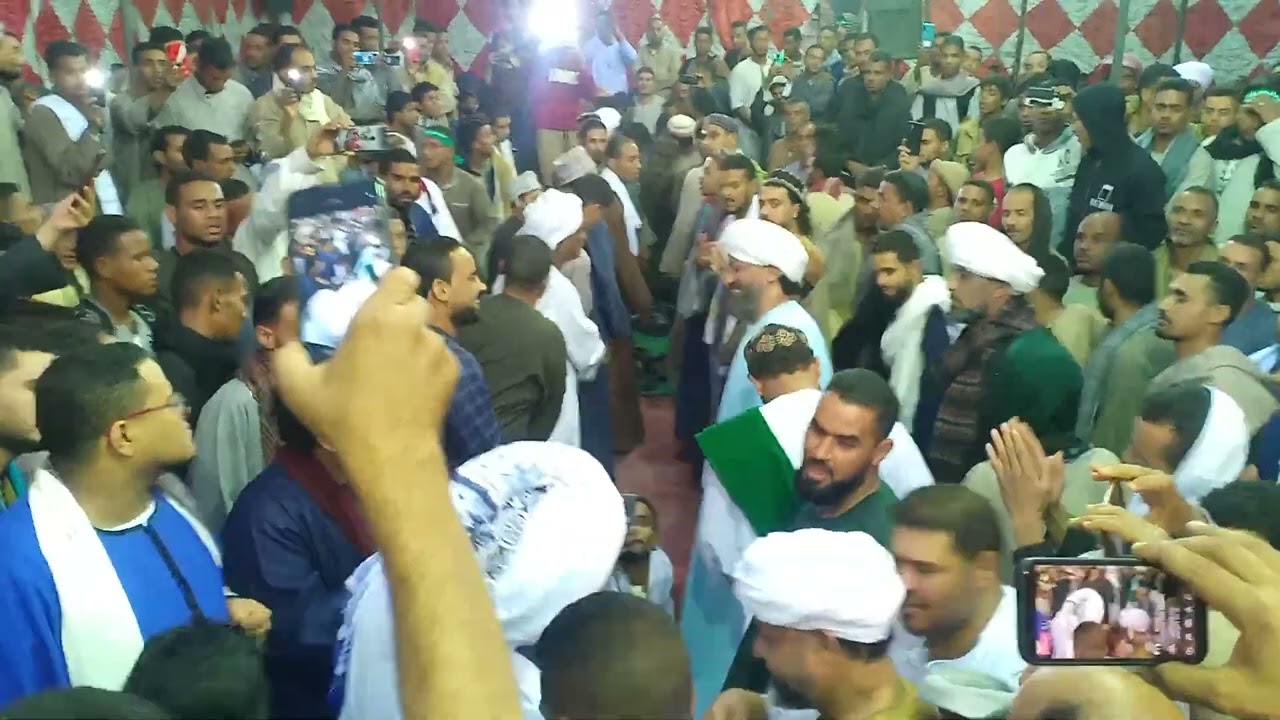 أستمع وستعرف أيمن هريدي في هذا الفيديو الذي لم يتكرر مع السيد ادريس  وهمايمت