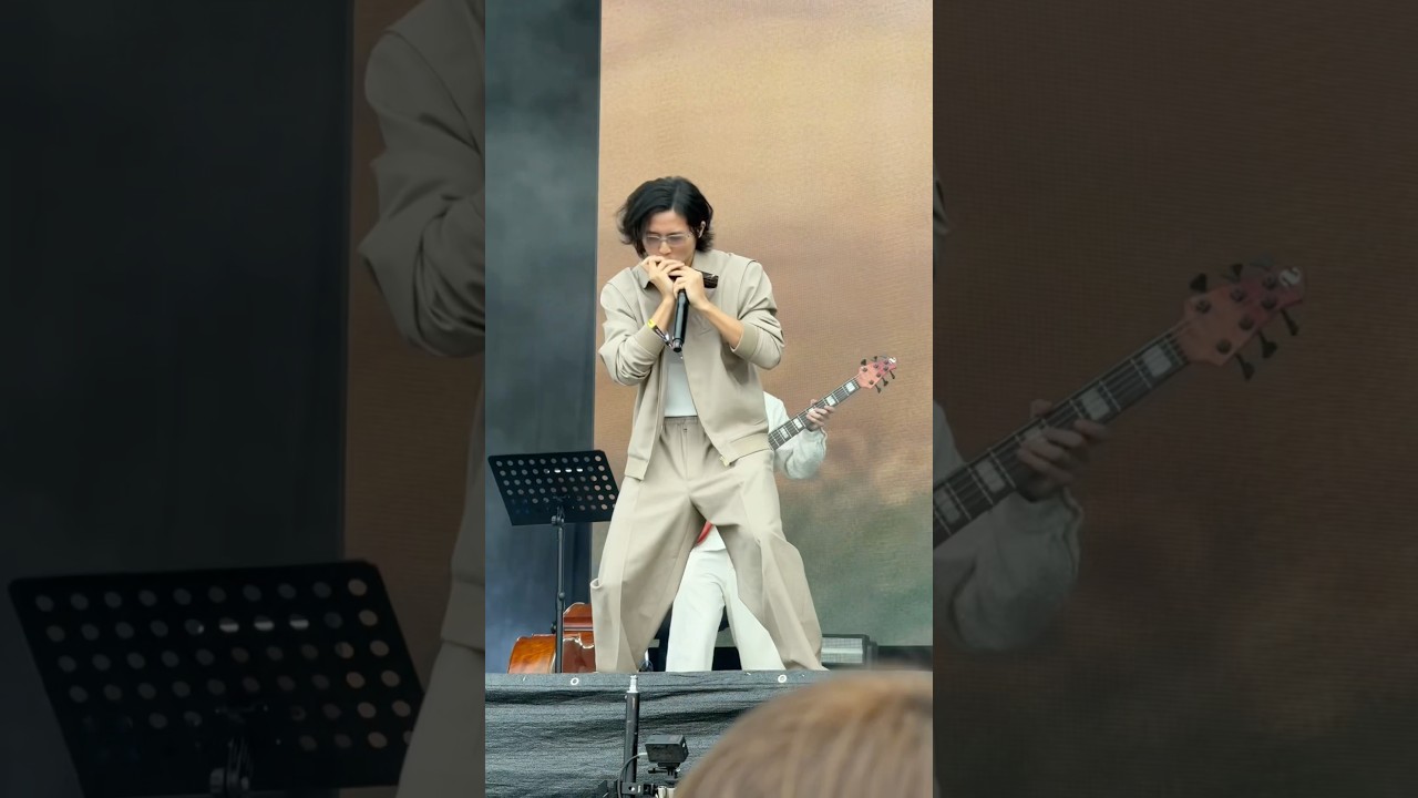 A harmonica solo at Clockenflap with Jace Chan