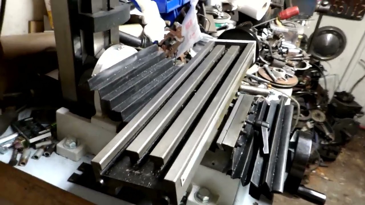 Craftex CX605 Mini Milling Machine Teardown