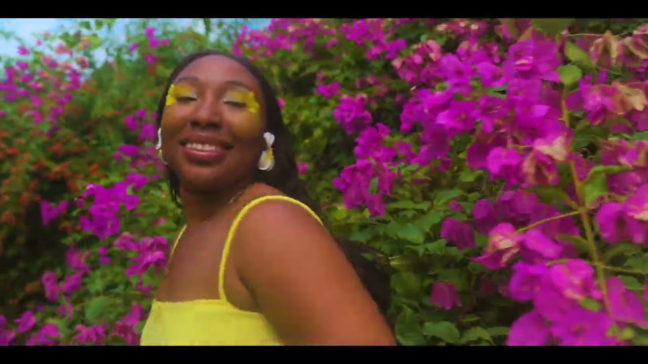 Brittany Collabration In Hope Gardens  Broll in  4k