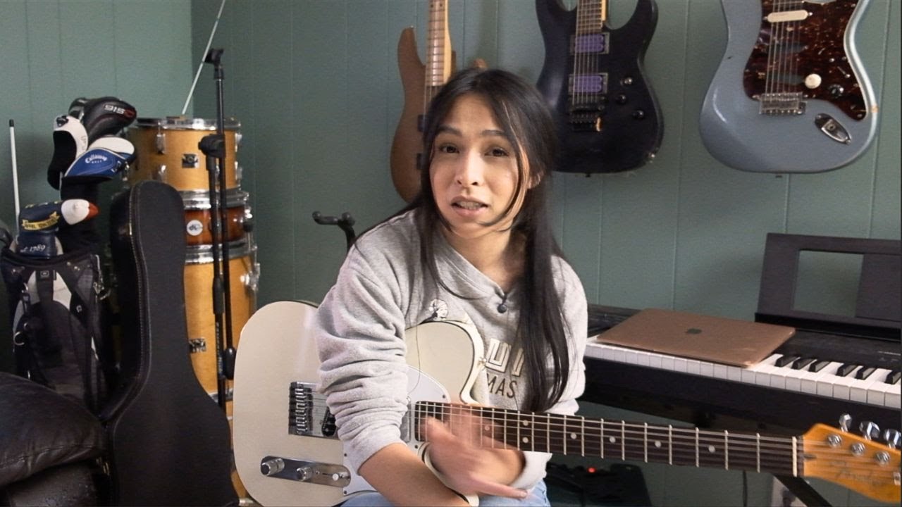 Why Learning Guitar Only on YouTube Held Me Back for Years