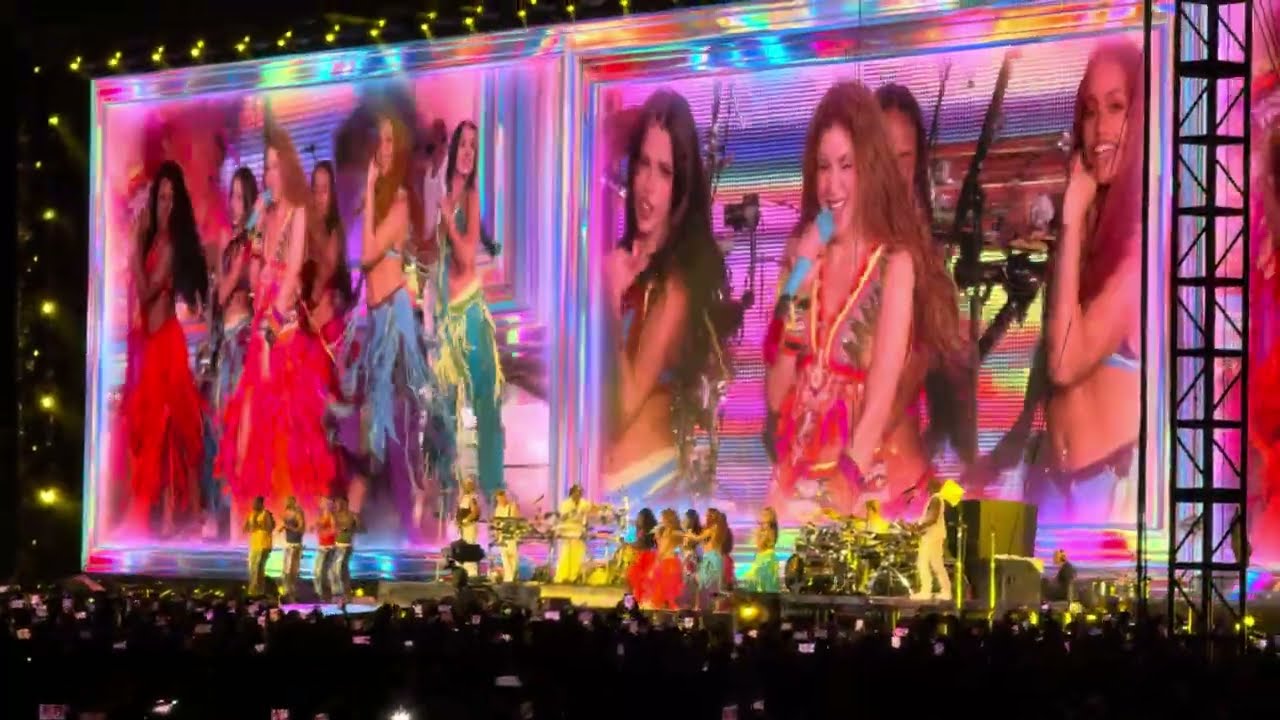 Shakira - Waka Waka en vivo desde Quito, Ecuador