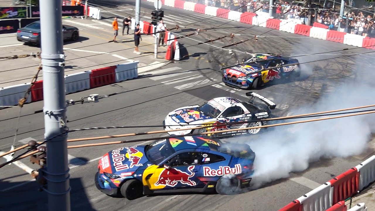 Red Bull Showrun Budapest 2025 Drifting Mad Mike Whiddett / Red Bull Driftbrothers / Sam Sam