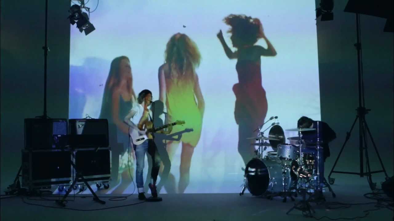 Housse de Racket - Roman (Official Video)