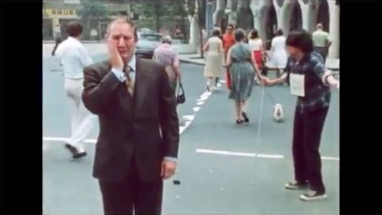 What Do You Do When You See A Blind Person (1971)