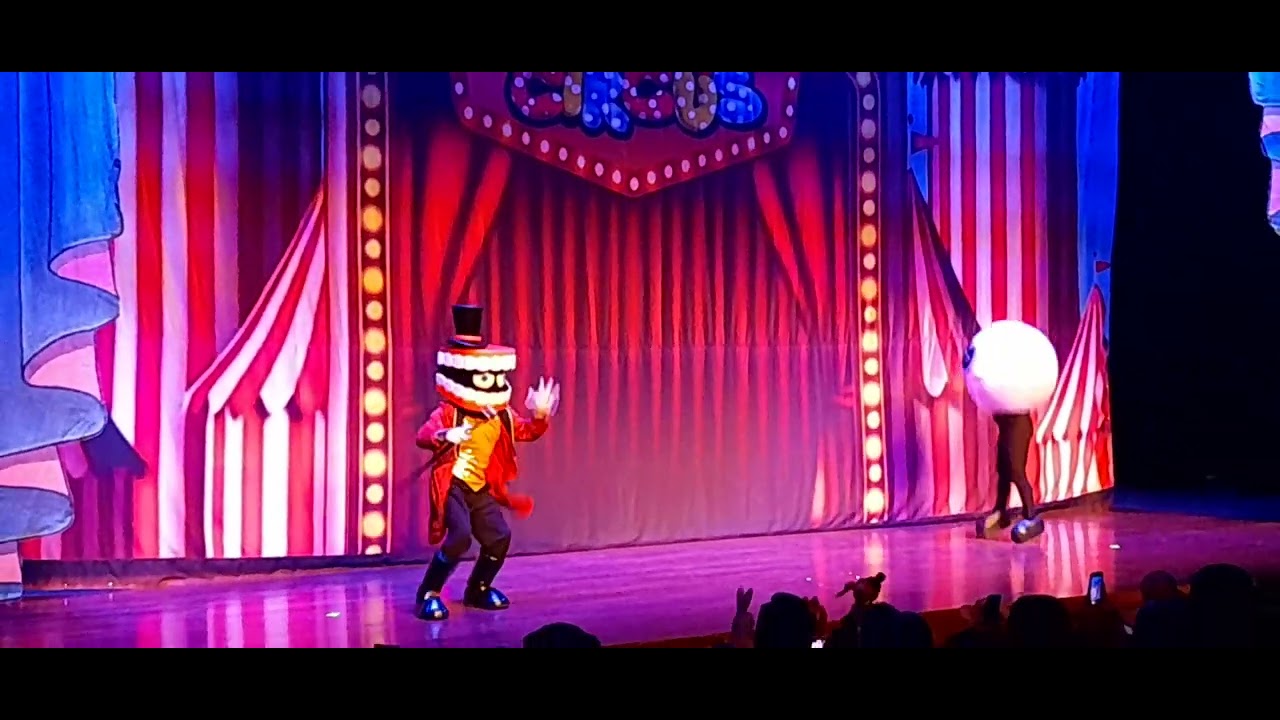 me emocione  hasta llorar !!digital circus