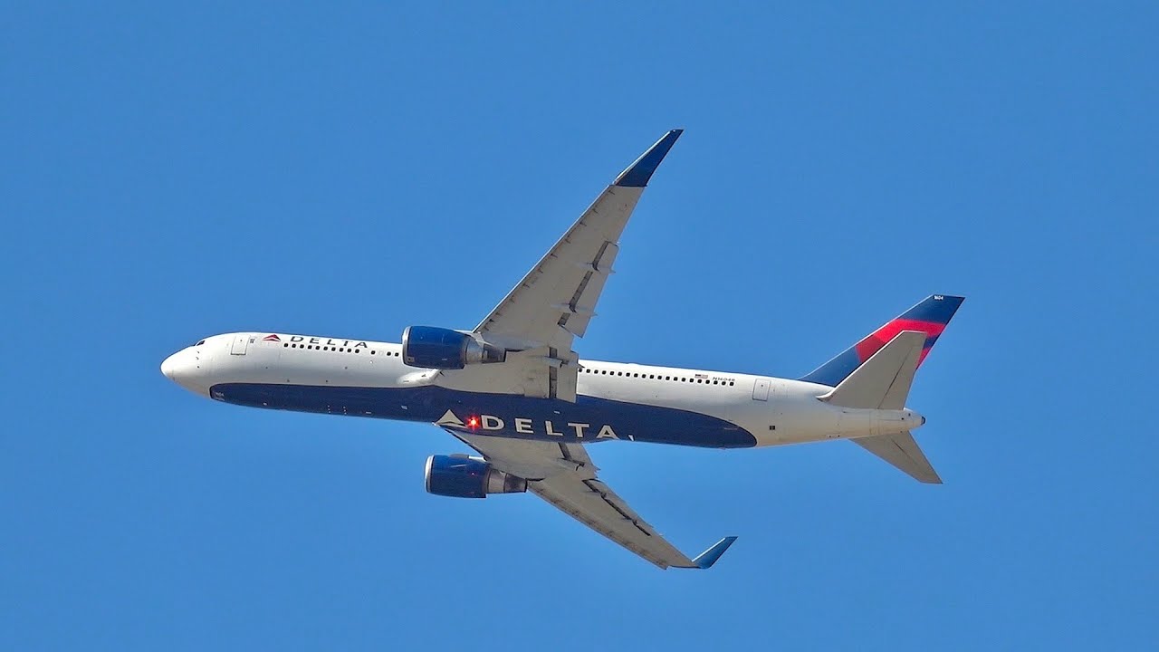 G550 Mitsubishi CRJ1 Delta 767 757-300 Runway 28 Action Spotting TPA