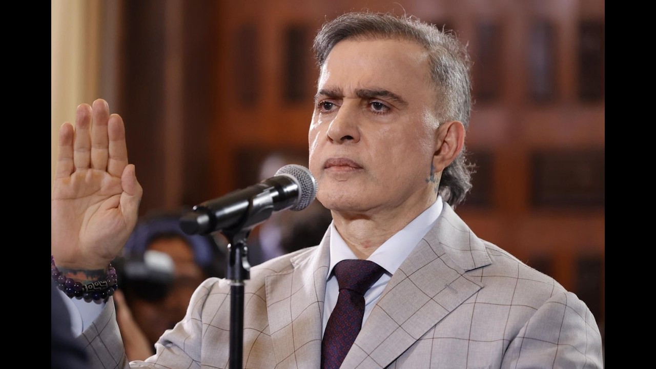 Renuncian el Fiscal General y el Defensor del Pueblo
