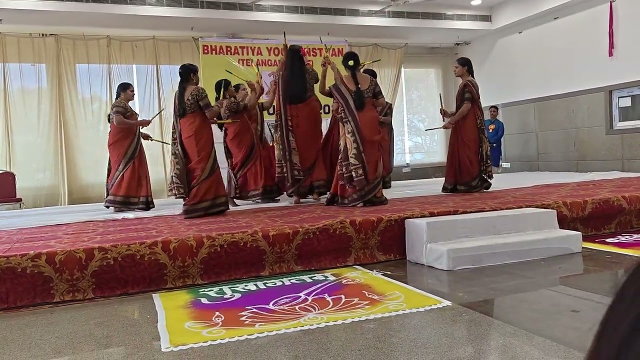 Brundavanamali ra ramaa intiki okasari song with kolatam winning prize 🏆 