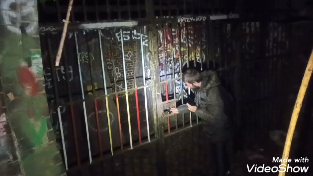 Looking At The Abandoned - Old Highgate Station 26/8/22