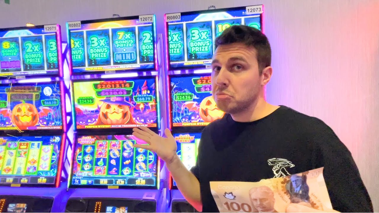 I Found a Halloween Slot Machine and it PAID!
